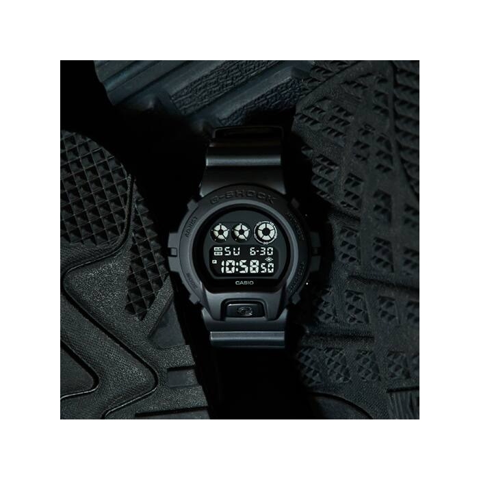 G-SHOCK Men Casual Watch DW-6900BB-1DR